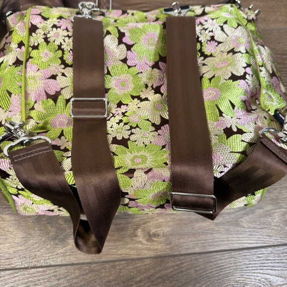 Petunia Pickle Bottom Boxy Backpack, Green Floral, Vintage, Shoulder Strap - Picture 16 of 16